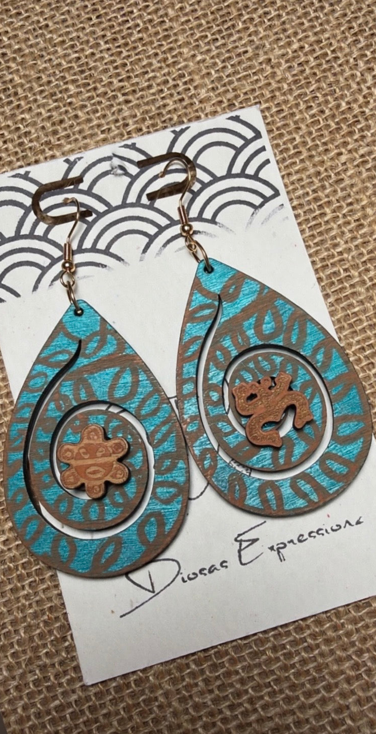 Solqui Earrings