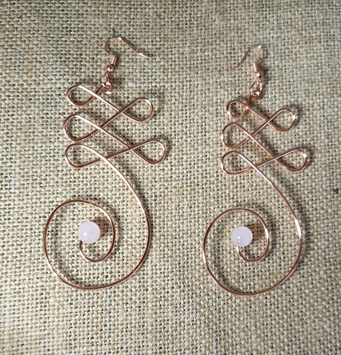 Rose quartz Unalome