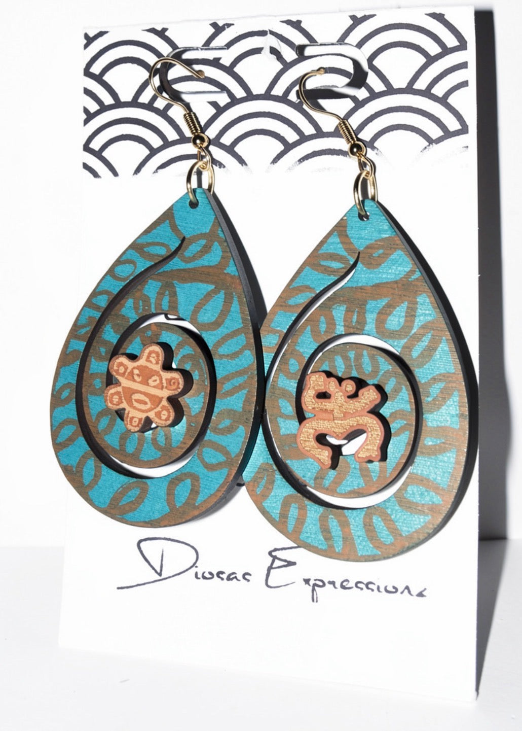 Solqui Earrings