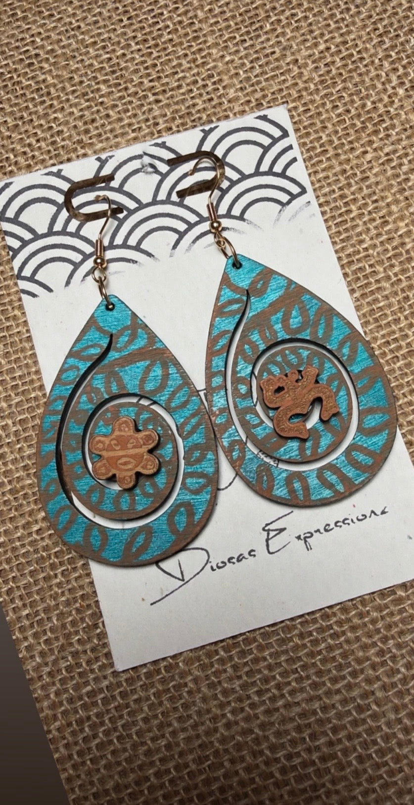 Solqui Earrings